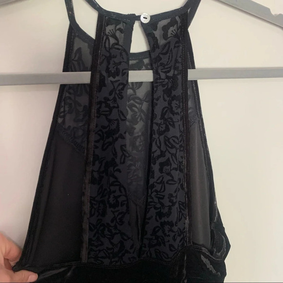 Free People High Neck Velvet and Lace Mini Dress with Keyhole Back Black Size S - Picture 4 of 8